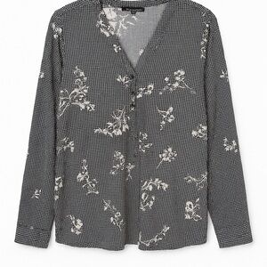 Ava & Grace Black & White Floral Print Button-Front Blouse – Size XL